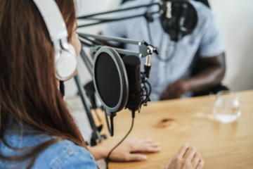 How to Start a Business Podcast: A Step-by-Step Guide for 2026